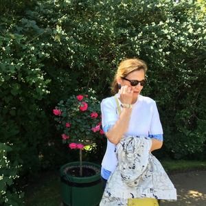 Meet your Posher, Elizabeth